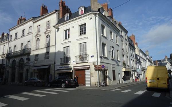 Appartement à louer    1 pièce •  Tours