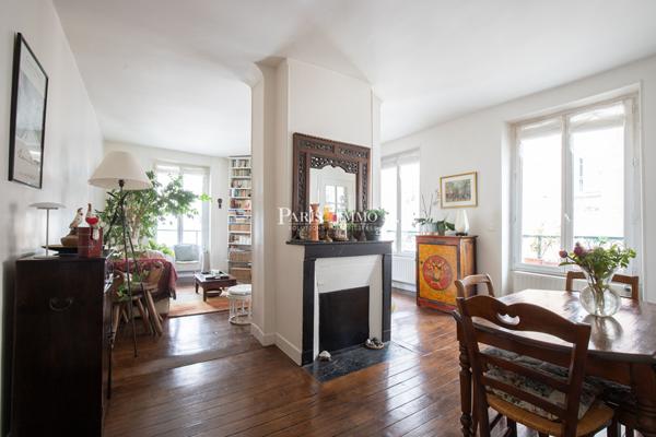 Paris 18e - Rue Lepic - Charme et calme