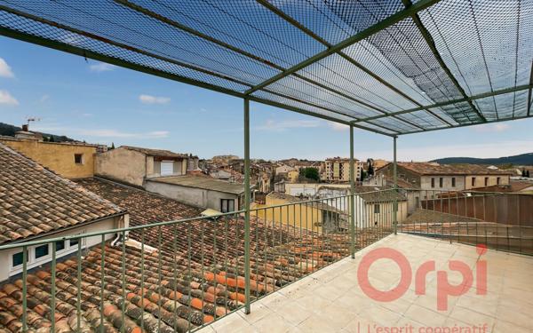 Immeuble à vendre    23 pièces • 482 m2 Draguignan