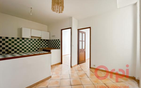 Immeuble à vendre    23 pièces • 482 m2 Draguignan