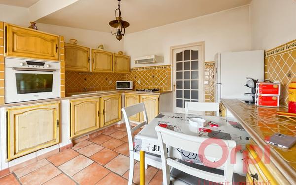 Immeuble à vendre    23 pièces • 482 m2 Draguignan