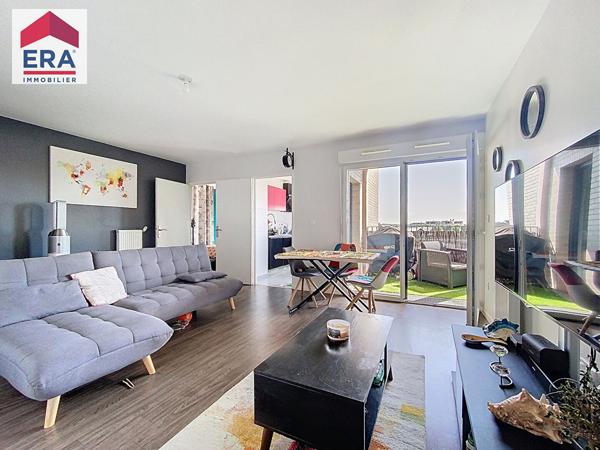 APPARTEMENT 3 PIECES - 65M² + LOGGIA + PARKING