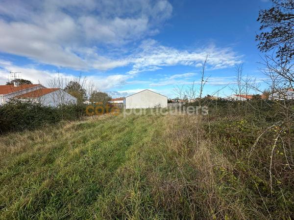 Vente Terrain879 m² - BEAUVOIR SUR MER (85230)