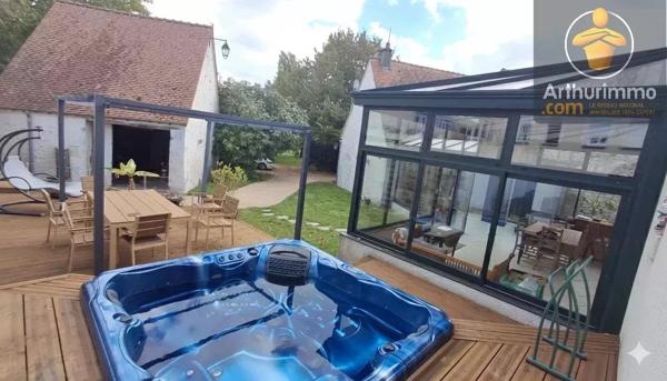 Vente                                                      Maison
                        
                     5 pièces                      166 m2                     à Beaugency