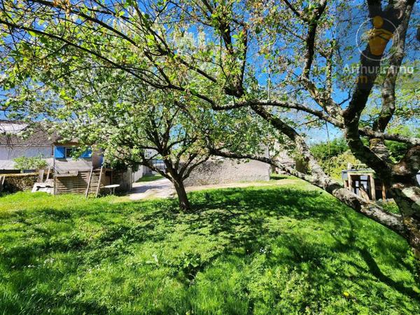 Vente                                                      Maison
                        
                     5 pièces                      166 m2                     à Beaugency