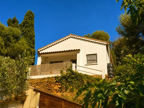 Maison
         1 pièce
        - 35 m² Exclusivité 397 000 € *
