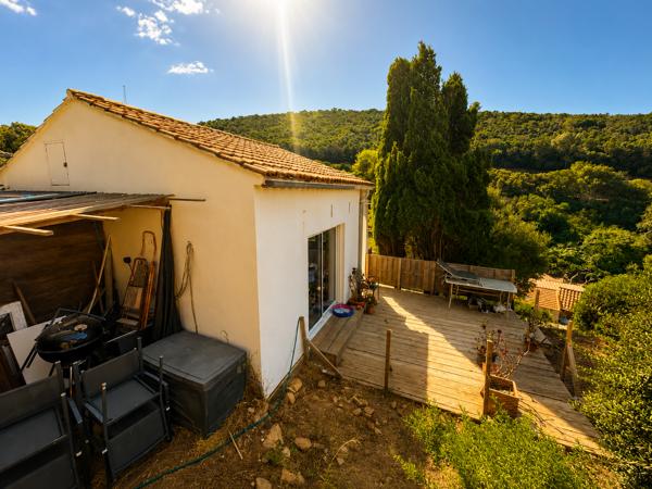 Maison
         1 pièce
        - 35 m² Exclusivité 397 000 € *