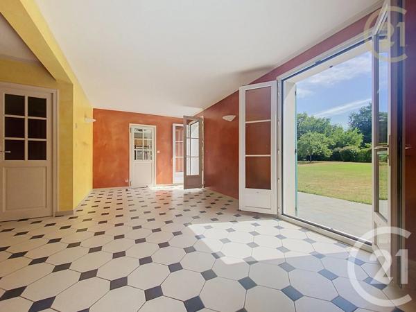 Maison à vendre  10 pièces - 190 m 2   CHAILLY EN BIERE  - 77