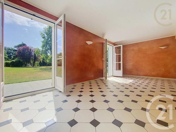 Maison à vendre  10 pièces - 190 m 2   CHAILLY EN BIERE  - 77