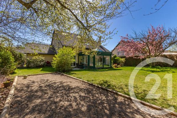 Maison à vendre  9 pièces - 234 m 2   ROCHEFORT EN YVELINES  - 78