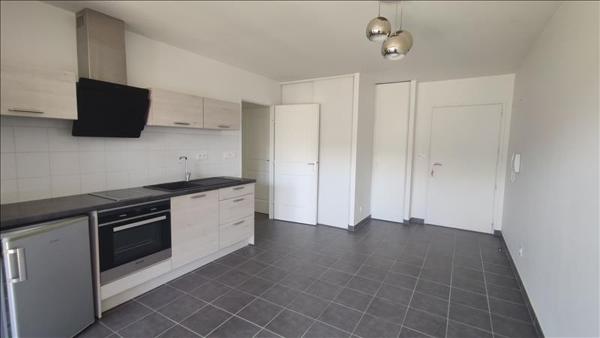 Appartement à louer 648 € CC TOURS 2 p 40 m² DPE D