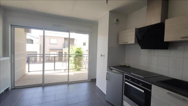 Appartement à louer 648 € CC TOURS 2 p 40 m² DPE D