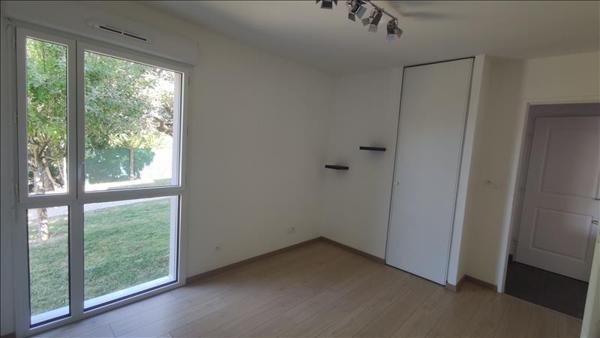 Appartement à louer 648 € CC TOURS 2 p 40 m² DPE D