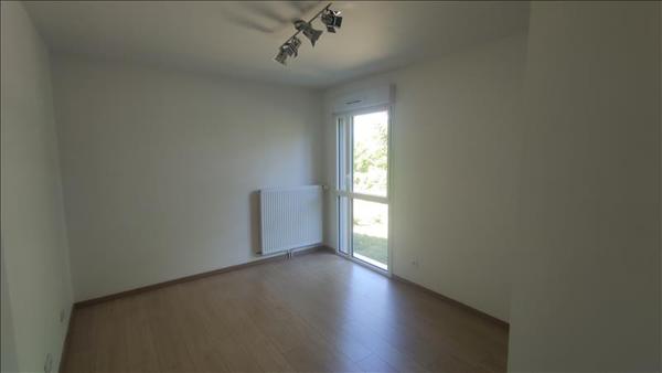 Appartement à louer 648 € CC TOURS 2 p 40 m² DPE D