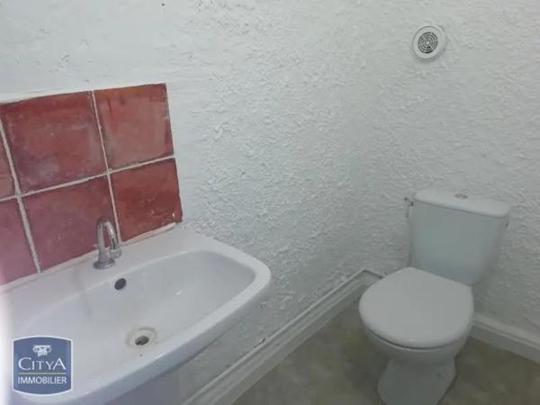 Local commercial à louer 79.09m² Clermont-l'Hérault (34800)