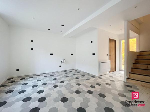 Maison de ville à Courgains 8 pièces 220 m2