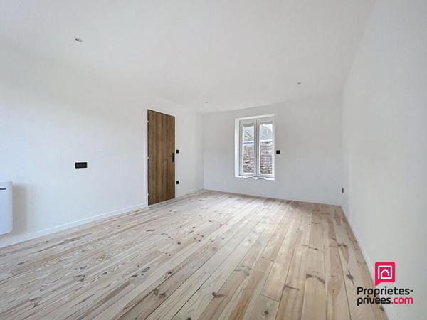 Maison de ville à Courgains 8 pièces 220 m2