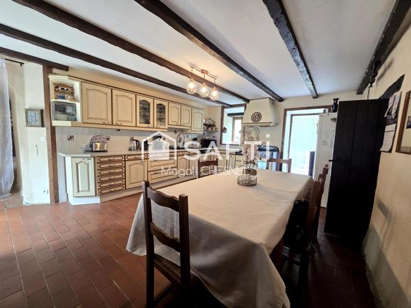 MAISON 218 m² – 4 CHAMBRES – GRAND TERRAIN – COMBOURG