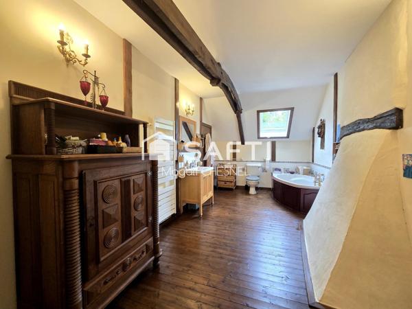 MAISON 218 m² – 4 CHAMBRES – GRAND TERRAIN – COMBOURG