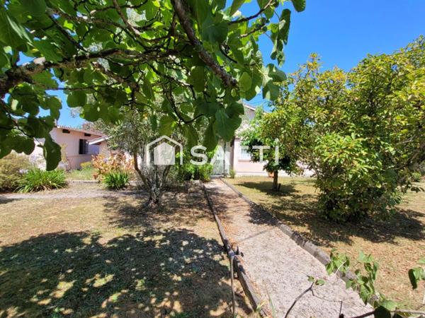 Maison de plain-pied 3 chambres avec garage - 800m² de parcelle