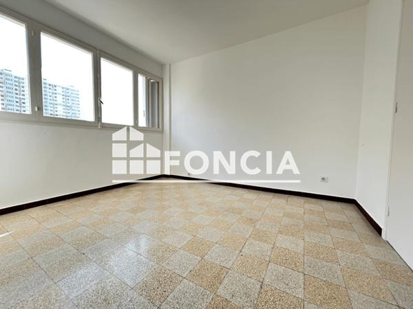 Location Appartement 3 pièces 49.9 m² - 9 ALLEE DU 8 MAI 1945 Toulon 83000