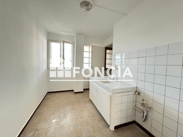 Location Appartement 3 pièces 49.9 m² - 9 ALLEE DU 8 MAI 1945 Toulon 83000