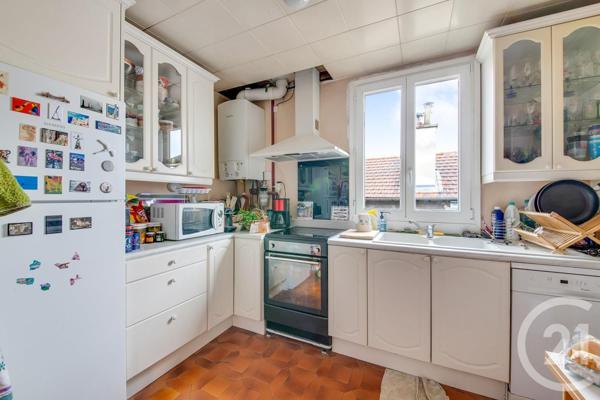 Appartement F4 à vendre  5 pièces - 88,30 m2 PARIS - 75019