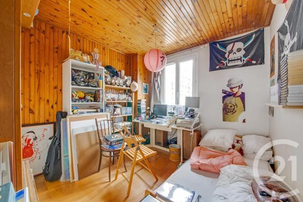 Appartement F4 à vendre  5 pièces - 88,30 m2 PARIS - 75019