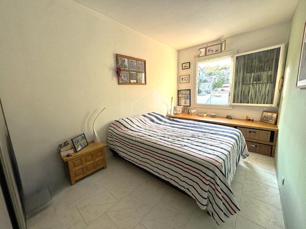 LANÇON PROVENCE - A vendre Maison de T4 avec garage et piscine