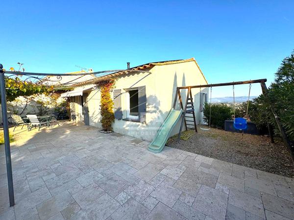 LANÇON PROVENCE - A vendre Maison de T4 avec garage et piscine