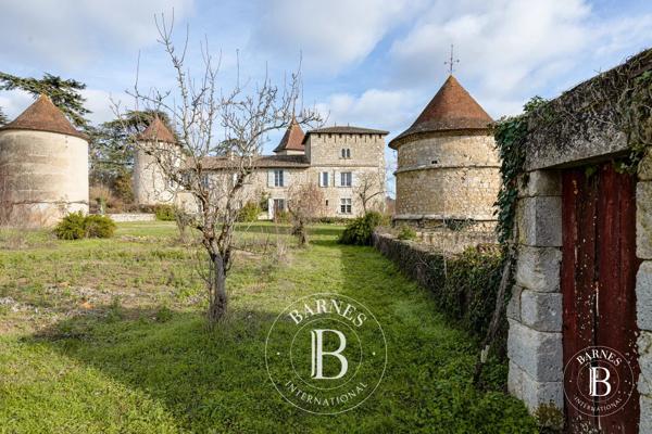 Lectoure, Château 9 Chambres -  940 m² à vendre