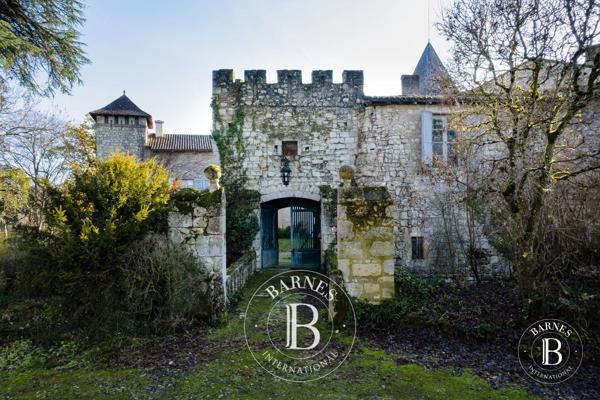 Lectoure, Château 9 Chambres -  940 m² à vendre