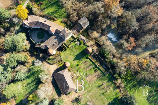Lectoure, Château 9 Chambres -  940 m² à vendre