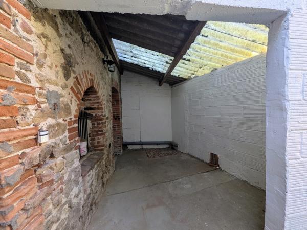 Maison à vendre 112m² - SAINT PIERRE DES ECHAUBROGNES (79)