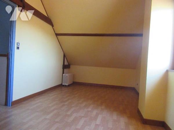 A vendre les Noes près Troyes proche  Ste Savine, Maison de 68m²  et atelier attenant de 85m²+ ...