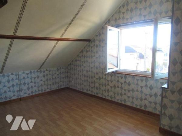 A vendre les Noes près Troyes proche  Ste Savine, Maison de 68m²  et atelier attenant de 85m²+ ...