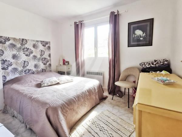 Magny-les-Hameaux (78114) Maison 7P indiv. en excel. état sur sous-sol total, proche Voisins-le-Btx