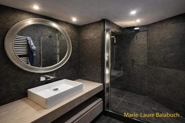 Appartement Paris 6 -ème Faux T3 -1 chambre + bureau - Ascenseur