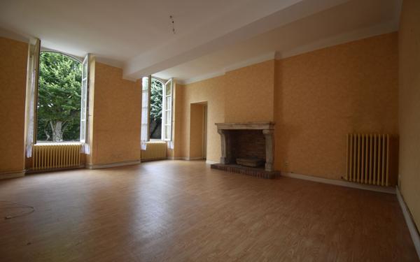 Appartement à vendre    3 pièces • 82 m2 Cosne-Cours-sur-Loire