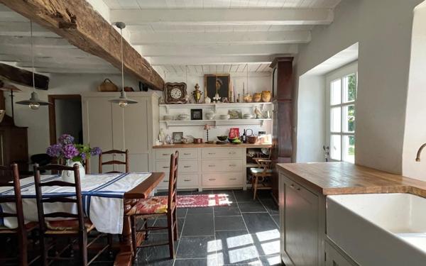 Maison à vendre    8 pièces • 240 m2 Hauriet