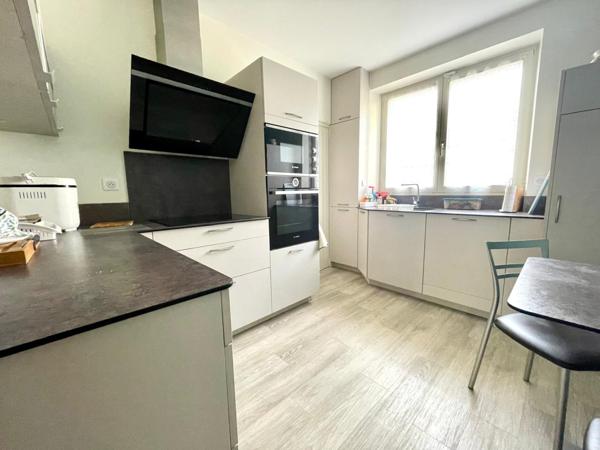 Maison 6 pièces - 145 m² Exclusivité efficity