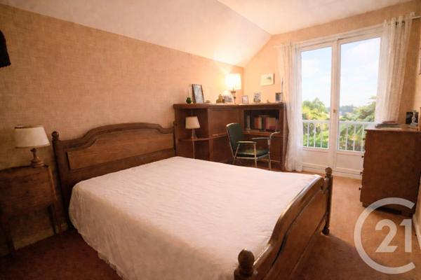 Maison à vendre  7 pièces - 206,18 m2 ROCHEFORT EN YVELINES - 78