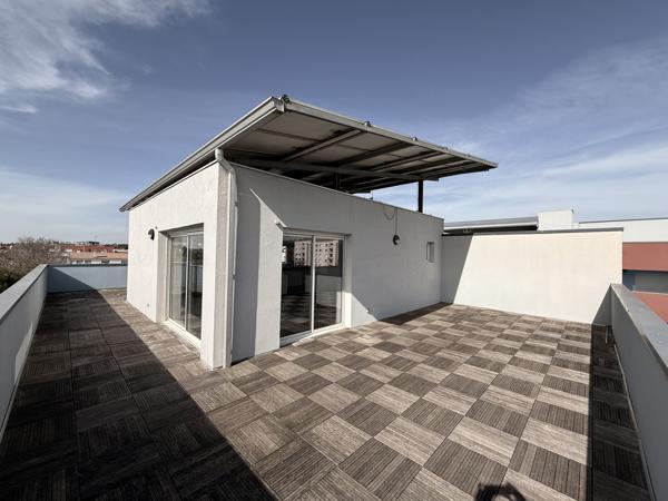 Montpellier (34000) CASTELNAU LE LEZ (34), Roof Top à 11 min comédie