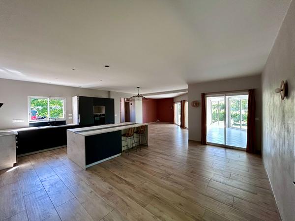 Maison Cherveux 7 pièces 151 m² + véranda 33 m², Cherveux 79410