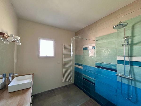 Maison Cherveux 7 pièces 151 m² + véranda 33 m², Cherveux 79410