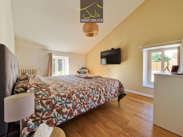 MAISON HYPER CENTRE VILLE A BRESSUIRE 145m² JARDIN et DOUBLE GARAGE