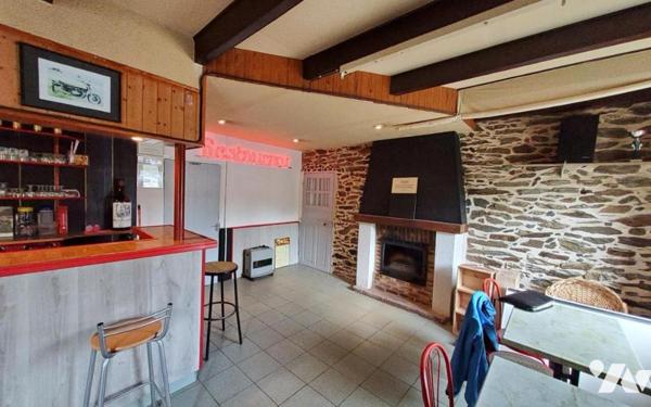 CARNOET - AFFAIRE COMMERCIALE AVEC LOGEMENT