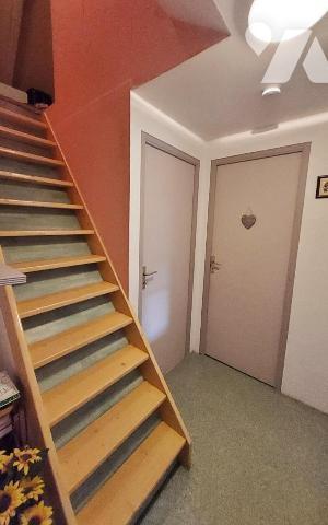 CARNOET - AFFAIRE COMMERCIALE AVEC LOGEMENT