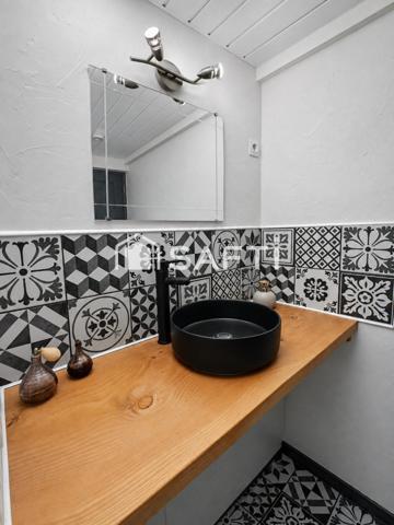 Maison en pierre, beaux volumes et maison d’amis