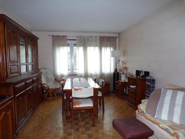 Résidence sécurisée,